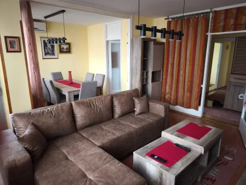 Rent, three bedroom apartment, 70m², Medijana, Niš - image 3