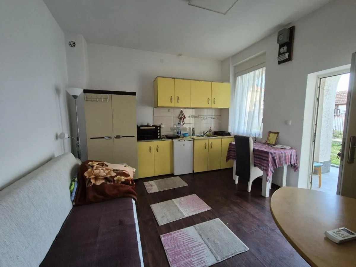 Prodaja, garsonjera, 89m², Centar, Jagodina