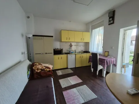 Prodaja, garsonjera, 89m², Centar, Jagodina - image 2