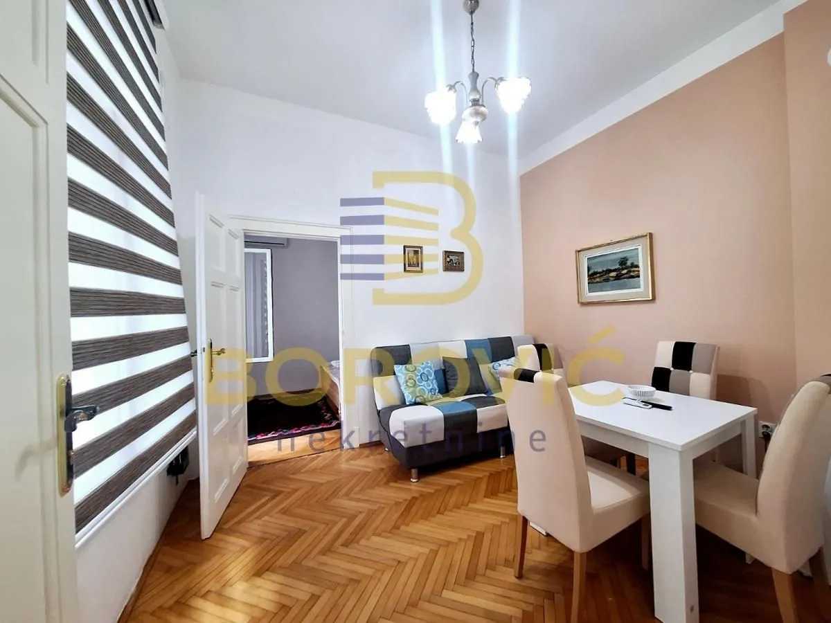 Izdavanje, dvosoban stan, 47m², Stari Grad, Beograd