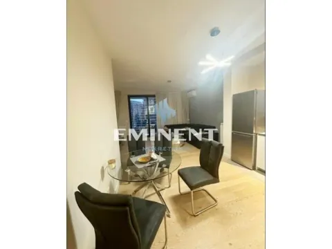 Izdavanje, trosoban stan, 84m², Savski Venac, Beograd - image 3