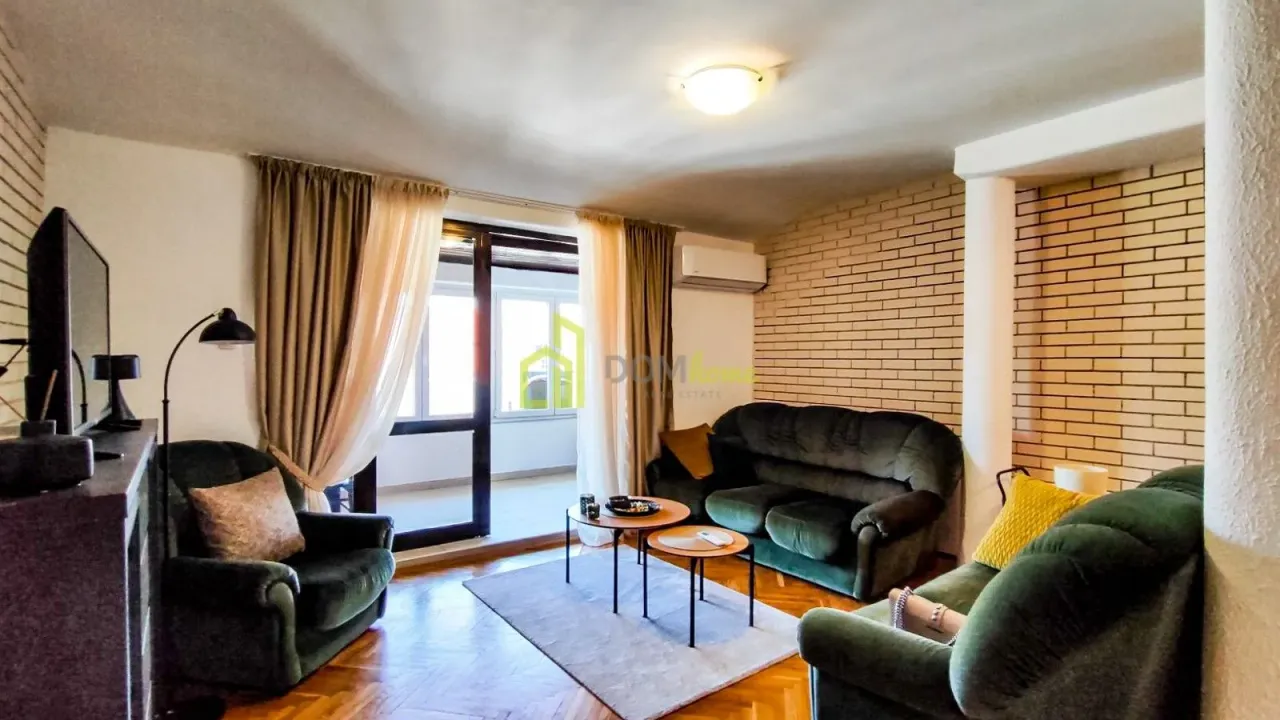 Prodaja, dvosoban stan, 75m², Centar, Podgorica