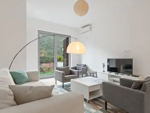 Sale, three bedroom apartment, 97m², Morinj, Kotor - image 1