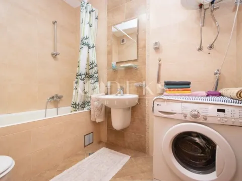 Prodaja, dvosoban stan, 69m², Stari Aerodrom, Podgorica - image 8