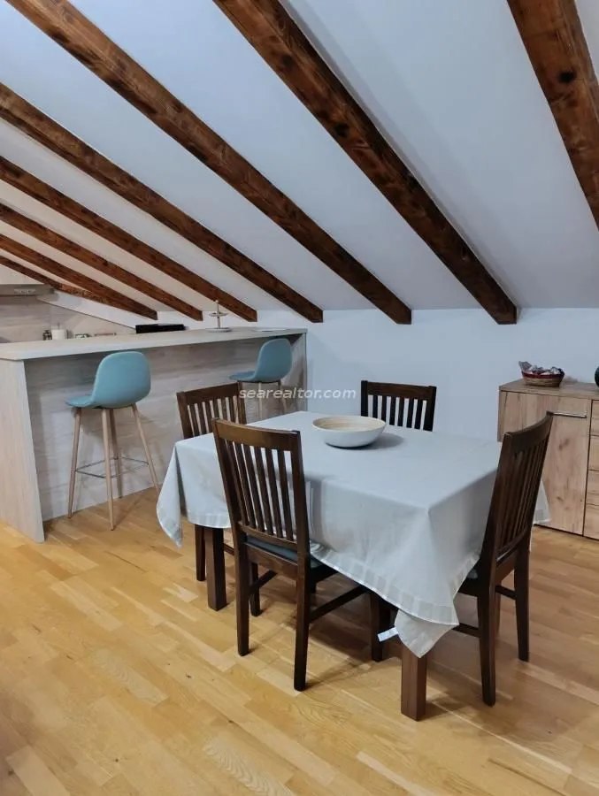 Rent, two bedroom apartment, 88m², Tivat, Crna Gora