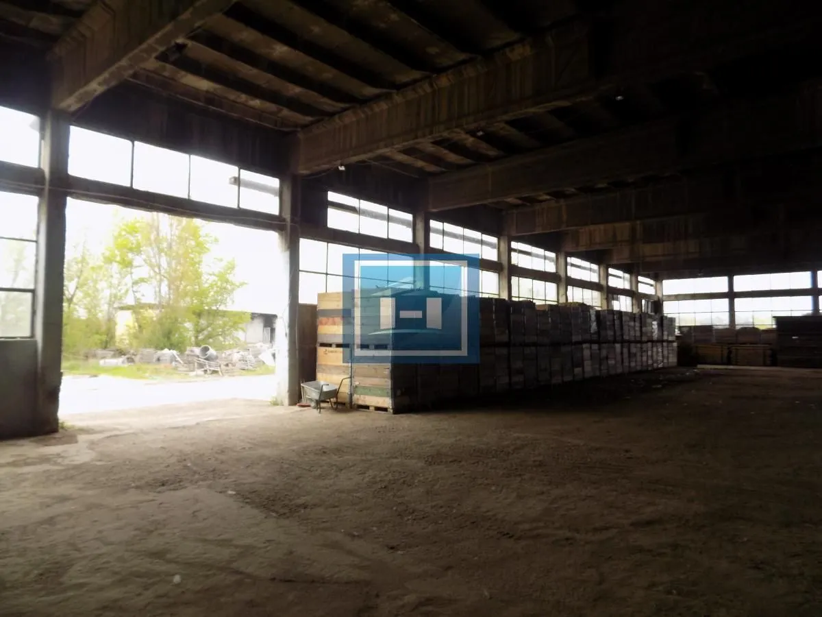 Sale, office space, 1180m², Žabare, Paraćin