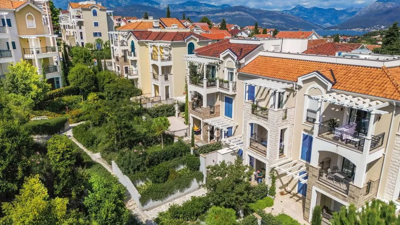 Sale, one bedroom apartment, 69m², Luštica, Herceg Novi