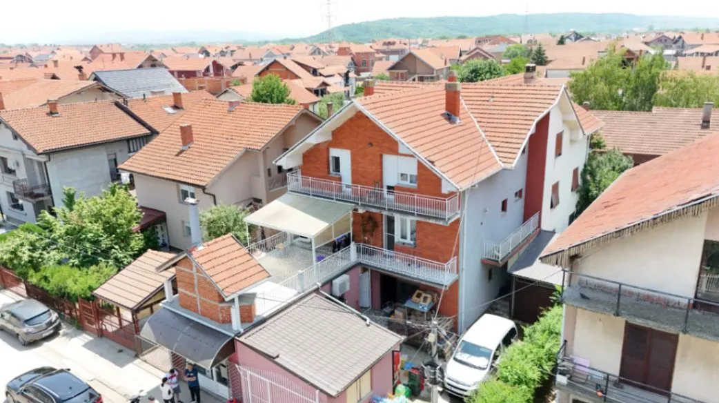 Prodaja, kuća, 280m², Radničko naselje, Leskovac