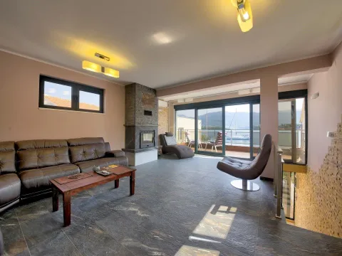 Sale, house, 190m², Kotor, Crna Gora - image 13
