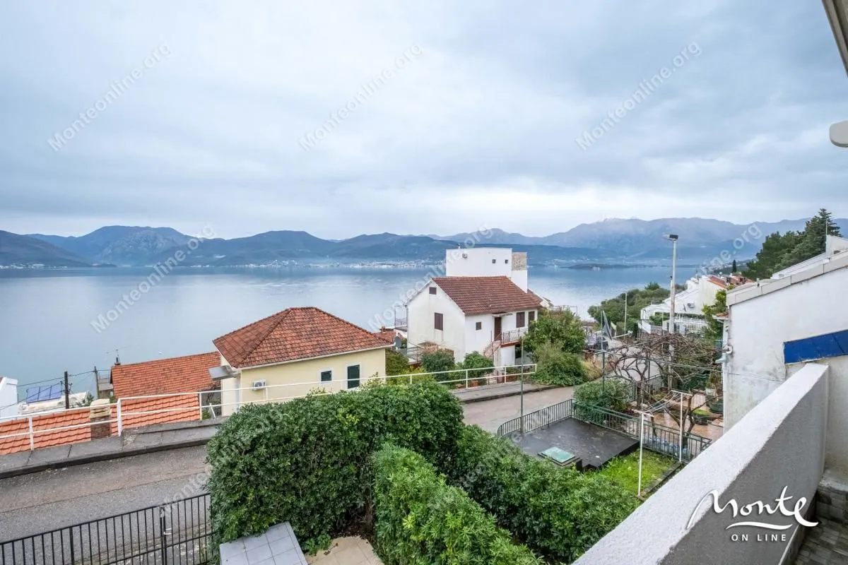 Prodaja, dvosoban stan, 55m², Krašići, Tivat