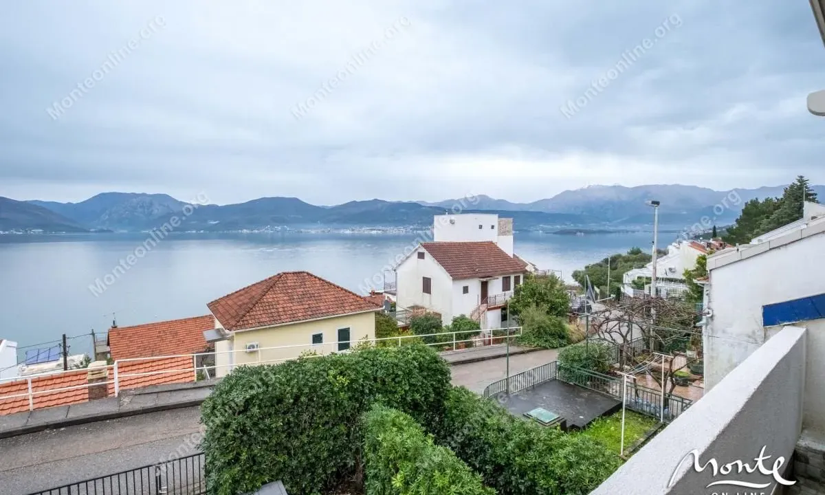 Prodaja, dvosoban stan, 55m², Krašići, Tivat
