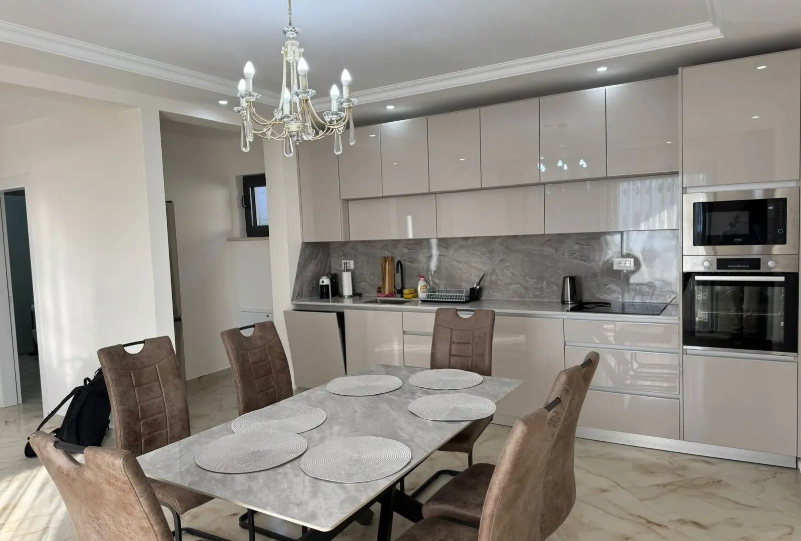 Rent, house, 345m², Seljanovo, Tivat