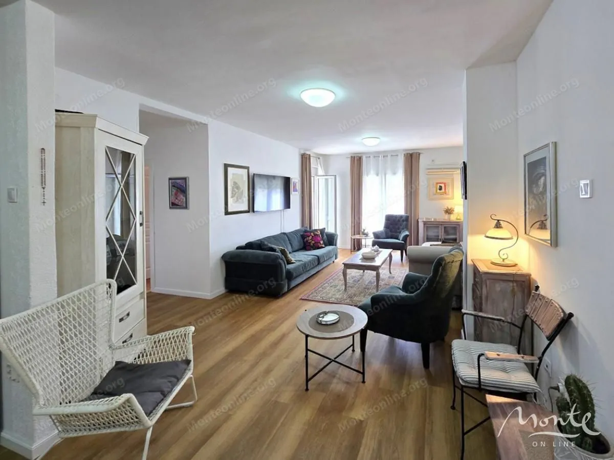 Sale, one bedroom apartment, 76m², Dubovica, Budva