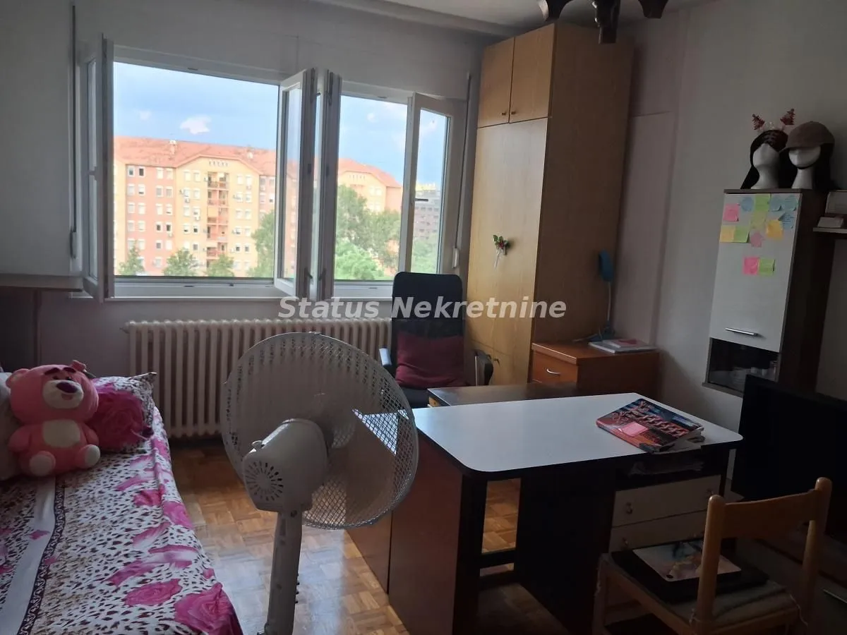 Prodaja, jednosoban stan, 35m², Nova Detelinara, Novi Sad Sve Podlokacije