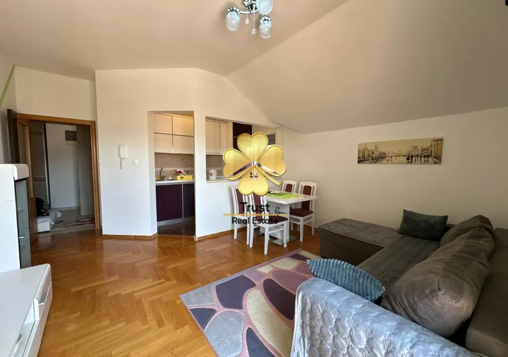Prodaja, jednosoban stan, 45m², Stari Aerodrom, Podgorica