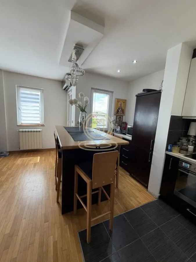 Sale, four bedroom apartment, 110m², Pivara, Kragujevac