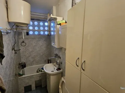 Prodaja, dvosoban stan, 38m², Novi Sad, Srbija - image 10