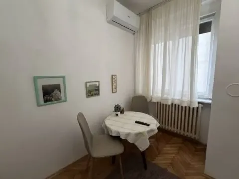 Izdavanje, jednosoban stan, 20m², Savski Venac, Beograd - image 4