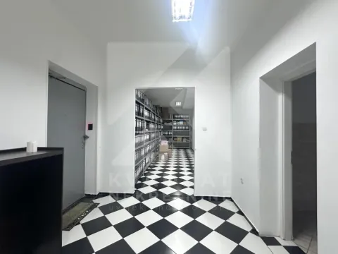 Rent, office space, 1850m², Zabjelo, Podgorica - image 18