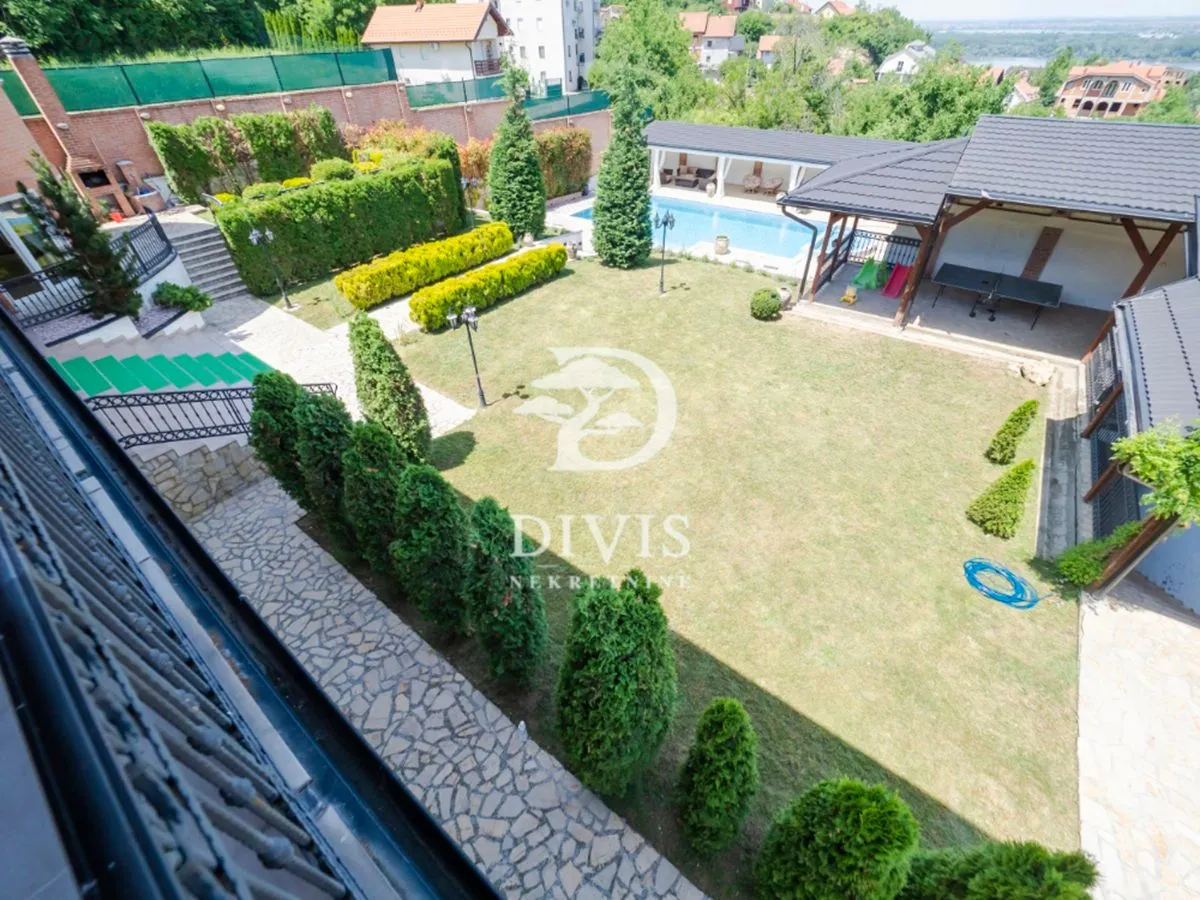 Izdavanje, kuća, 720m², Višnjička Banja, Palilula Sve Podlokacije