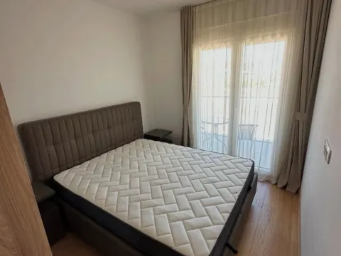 Izdavanje, jednosoban stan, 49m², New City, Podgorica - image 5