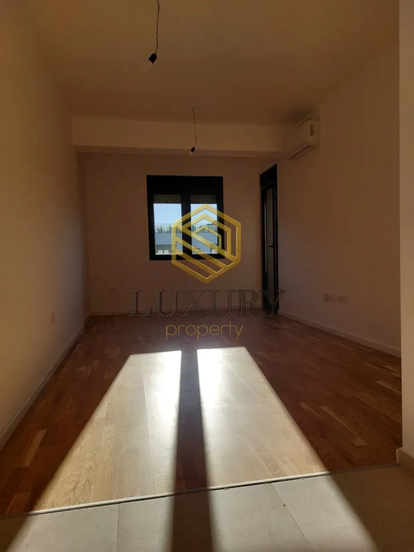 Sale, one bedroom apartment, 41m², Stari Aerodrom, Podgorica