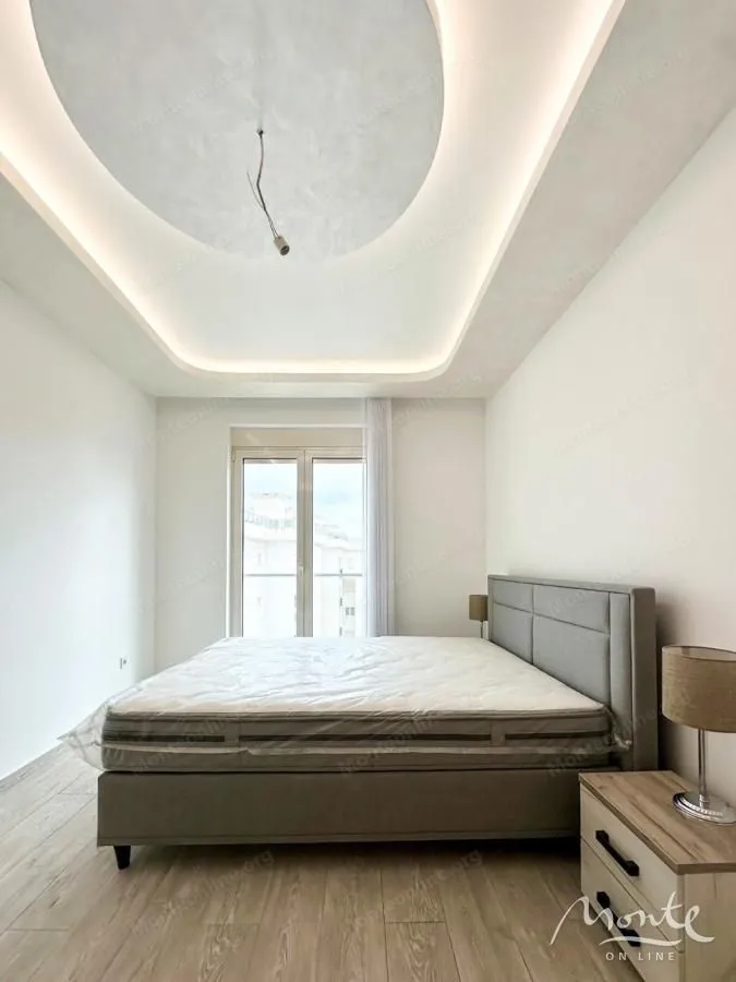 Sale, two bedroom apartment, 74m², Bečići, Budva