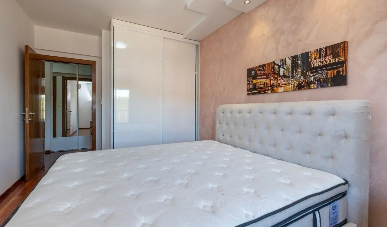 Rent, four bedroom apartment, 140m², Podgorica, Crna Gora