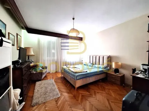 Prodaja, dvosoban stan, 64m², Slavija, Vračar Sve Podlokacije - image 4