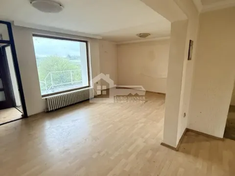 Sale, house, 220m², Čukarica, Beograd - image 2