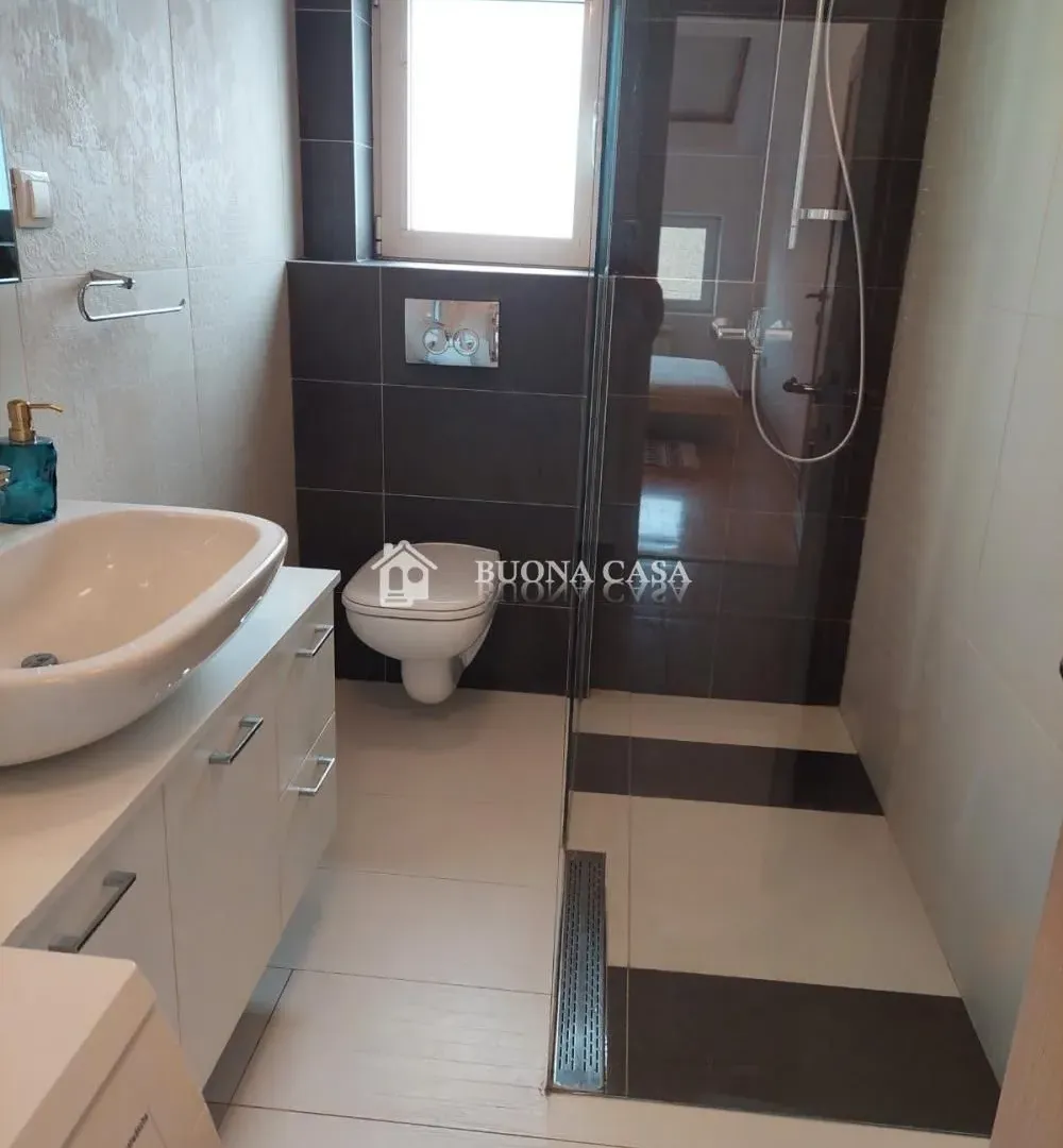 Prodaja, trosoban stan, 58m², Stari Grad, Beograd
