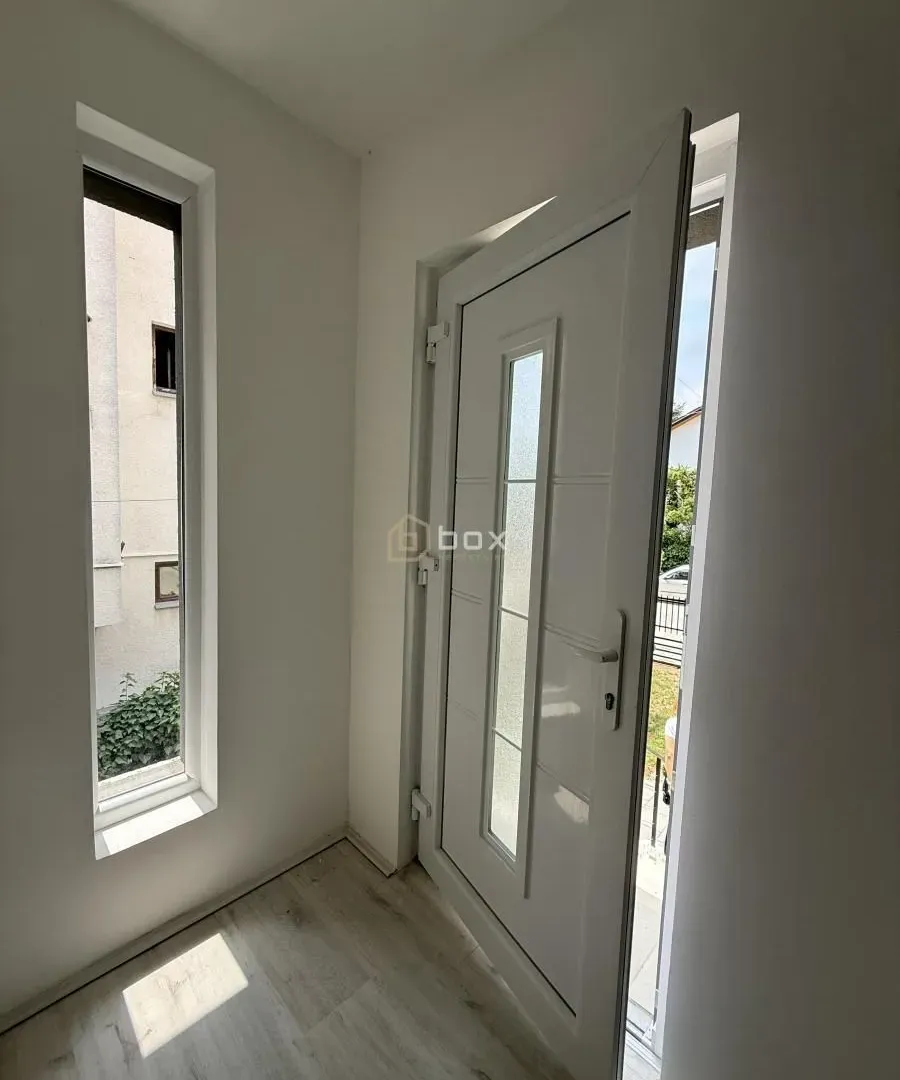 Prodaja, kuća, 186m², Pantelej, Niš