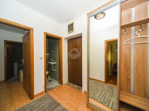 Rent, two bedroom apartment, 75m², Zagorič, Podgorica - image 9