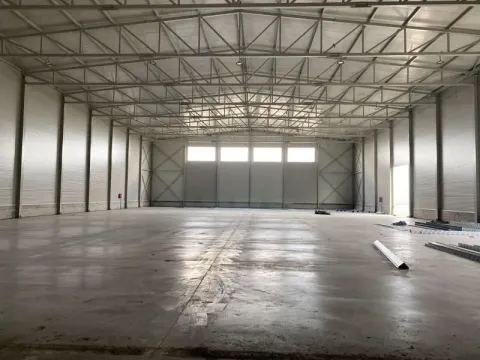 Rent, office space, 12000m², Dobanovci, Surčin - image 8