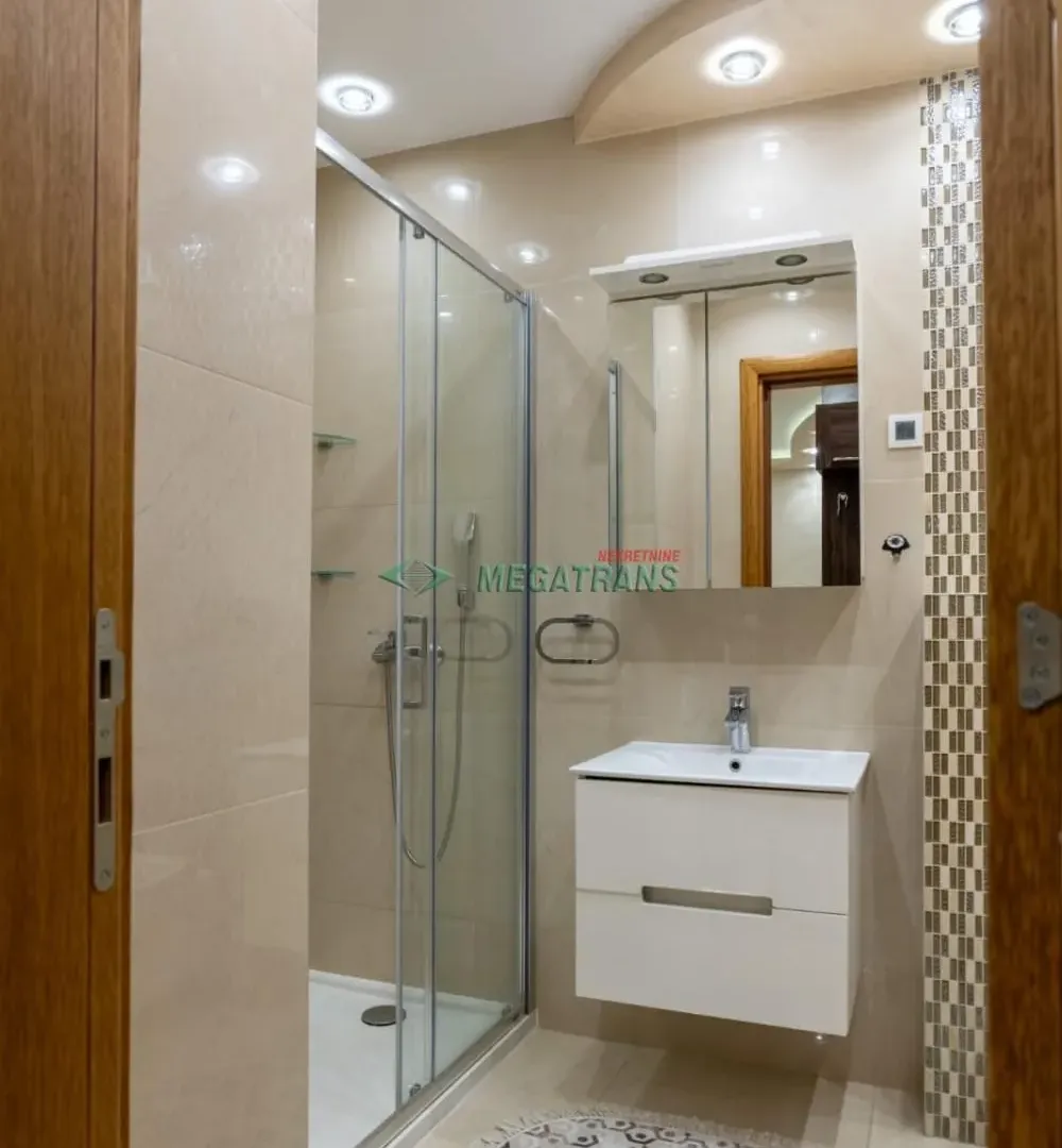 Prodaja, dvosoban stan, 46m², Sajam, Novi Sad Sve Podlokacije