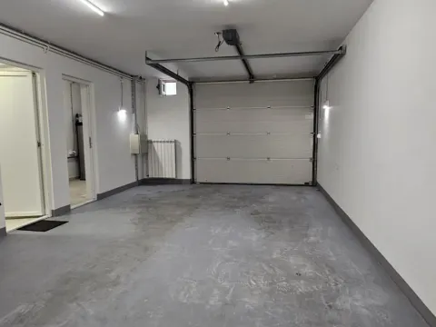 Rent, house, 250m², Savski Venac, Beograd - image 18