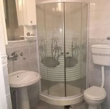 Izdavanje, poslovni prostor, 260m², Ledine, Beograd - image 10