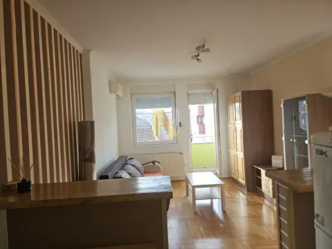 Prodaja, jednosoban stan, 40m², Nova Detelinara, Novi Sad Sve Podlokacije