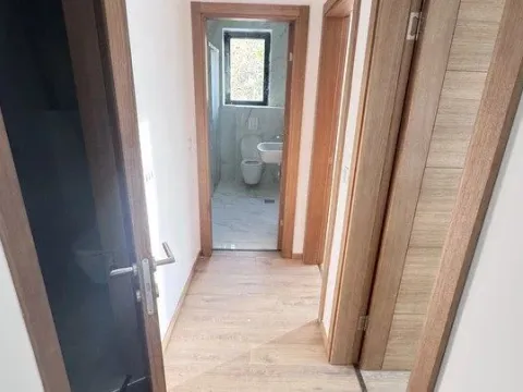 Prodaja, stan, 95m², Kamenovo, Budva - image 7