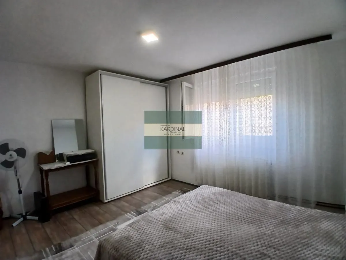 Prodaja, kuća, 226m², Tavrića obori, Jagodina