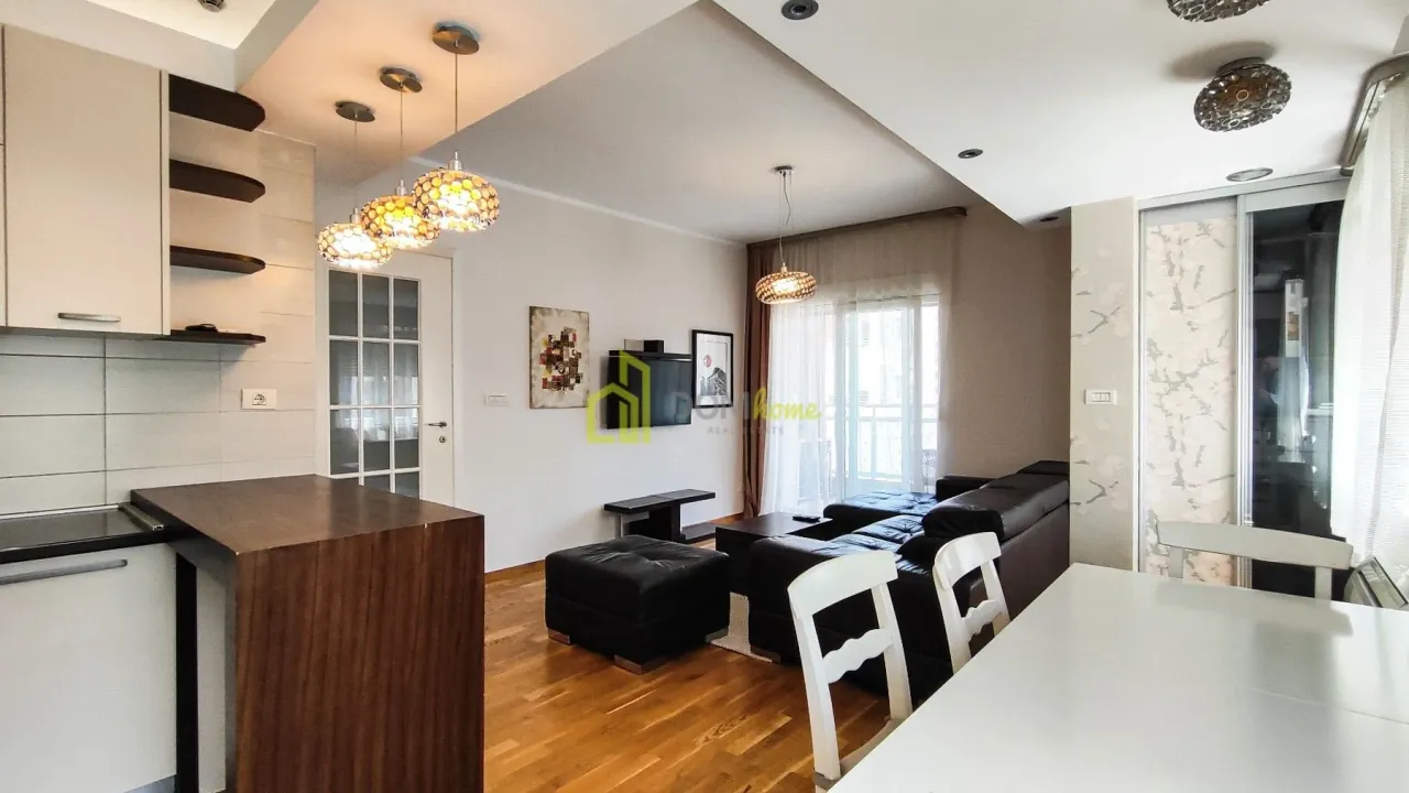 Rent, two bedroom apartment, 72m², City Kvart, Podgorica