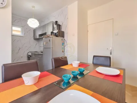 Rent, two bedroom apartment, 55m², Savski Venac, Beograd - image 16