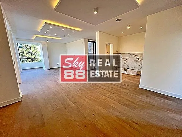 Rent, four bedroom apartment, 177m², Senjak, Beograd