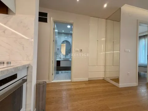Rent, one bedroom apartment, 57m², Kruševac, Podgorica - image 11