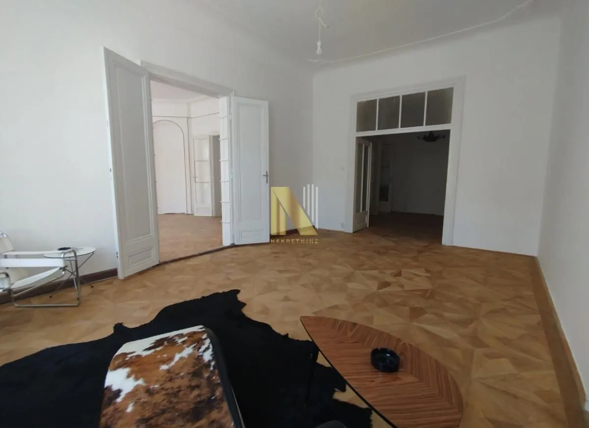 Rent, three bedroom apartment, 200m², Centar, Novi Sad