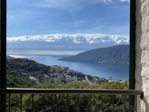 Prodaja, trosoban stan, 213m², Herceg Novi, Crna Gora - image 2