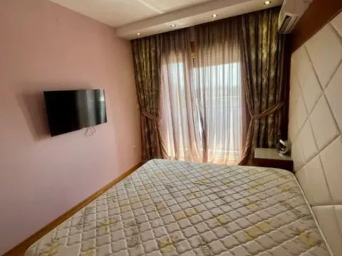 Izdavanje, trosoban stan, 113m², Preko Morače, Podgorica - image 10