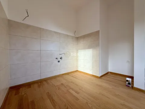 Prodaja, četvorosoban stan, 83m², Čair, Niš - image 6