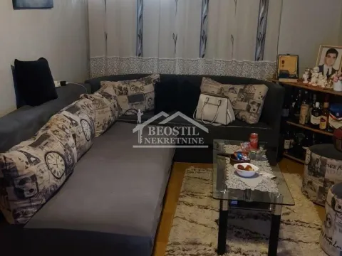 Prodaja, kuća, 92m², Golubinci, Stara Pazova - image 1