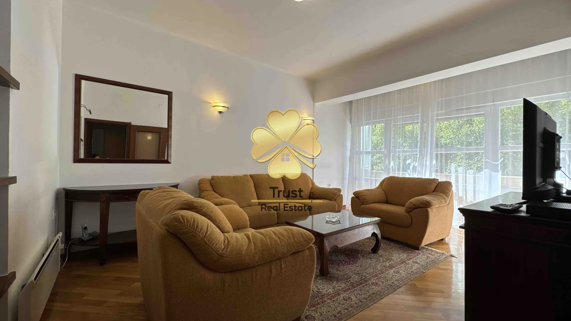 Izdavanje, jednosoban stan, 70m², Centar, Podgorica